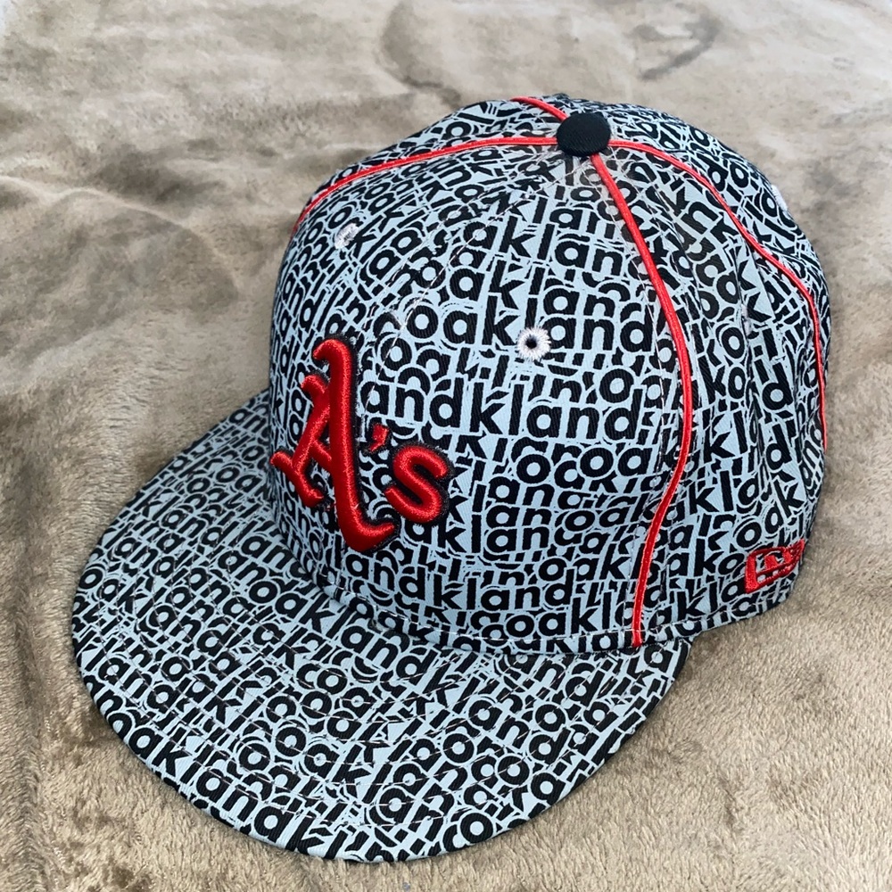 Men’s fitted baseball cap